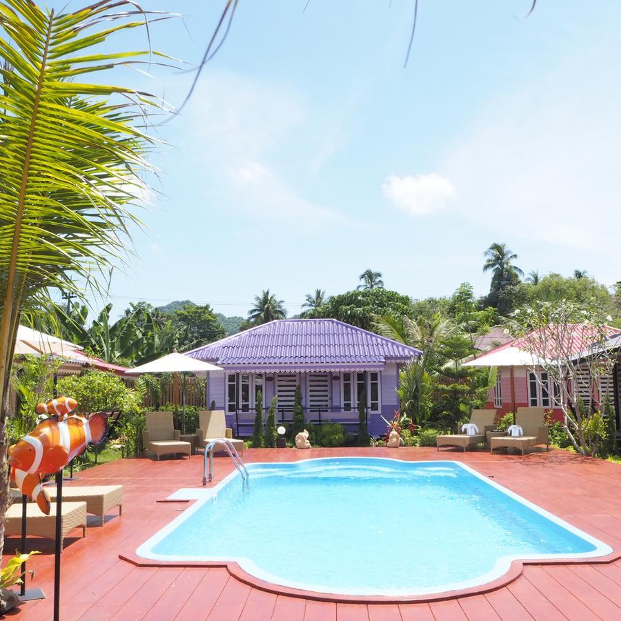 Sunglobe Resort Ko Yao Exterior photo